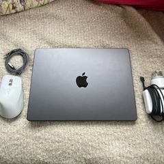 Apple MacBook Pro 14 inch M4, 24GB Ram