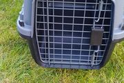 Pet travel crate
