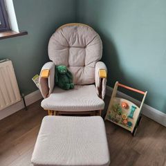 Nursing chair