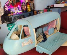 90s barbie aeroplane