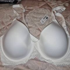 Bra 38C. Bnwt