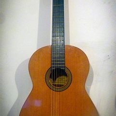 Spanish Guitar ALHAMBRA as NEW - Classical - Flamenco