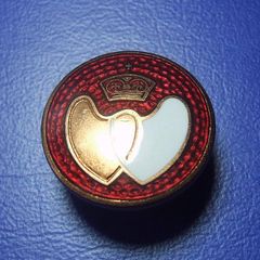 National Blood Transfusion Service (NBTS) - blood donor's award badge for 10 donations (1950's)