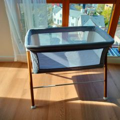 Baby crib