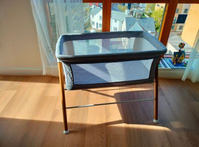 Baby crib