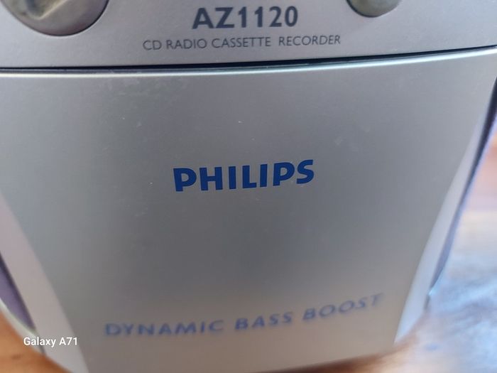 PHILIPS CD Radio Cassette Recorder, Model AZ1120,  in excellent cosmetic condition