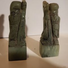 jade ornamental figurines