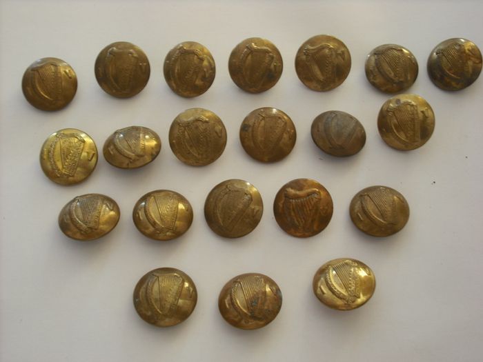 23 buttons irish volteers oglaigh na hereen irish army