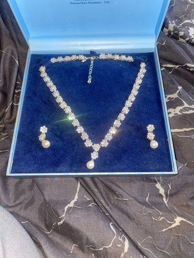 new bridge silverware ( princess grace collection)