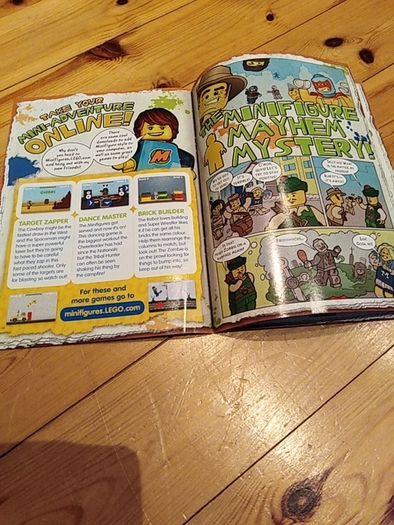 Lego minifigures booklet - interviews with 16 minifigures!