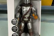 The Mandalorian Talking Action Figure, Star Wars