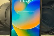 Apple iPhone 8 64GB Factory Unlocked Black (Battery: 80%)