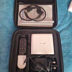 Touchjet Pond Interactive Projecter + 2 Stylus Pens (No HDMI Adapter)