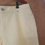 Per Una Yellow Knee Length Ladies Shorts.  S.  16.  New- No Tag.. Image 2