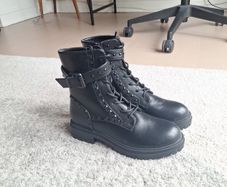 Black ankle boots bnwt