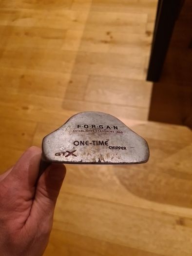 golf club (jigger)