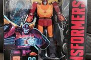 Transformer toy - Transformers Studio Series 86 Voyager Hot Rod