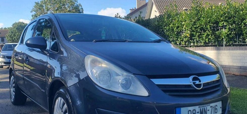 Opel corsa nct 11/1/27 taxed 06/27
