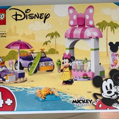 Minnie Mouses Ice Cream Shop 10773