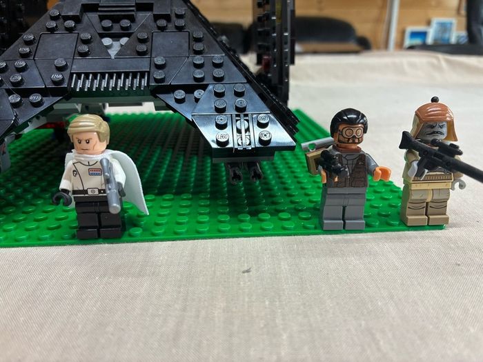 lego 75156 Krennic's Imperial Shuttle