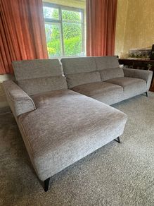 Large Grey L-Shaped Sofa with Chaise Excellent Condition