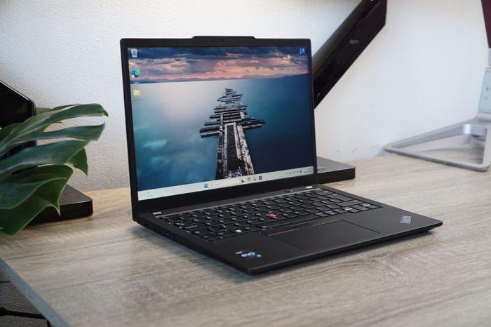 Lenovo ThinkPad X13 Gen 4 | i5-1335U | 16GB LPDDR5 | 256GB SSD | 100% Battery