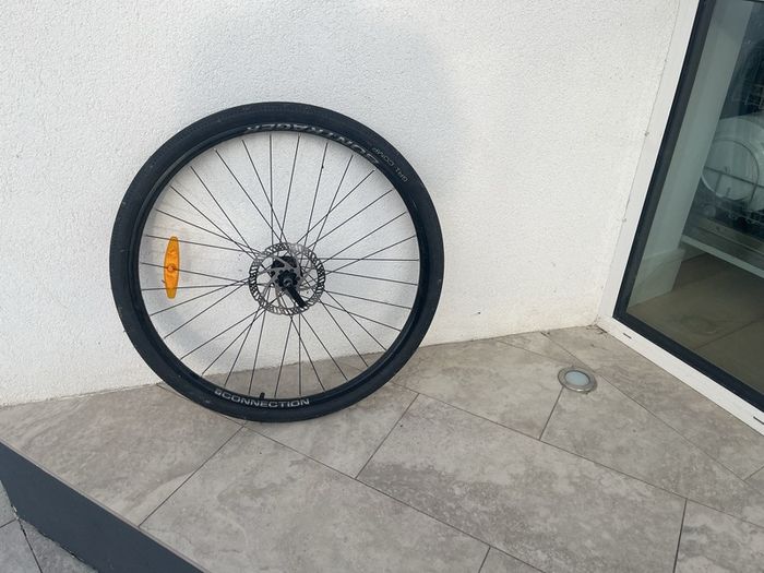 Single bike wheel