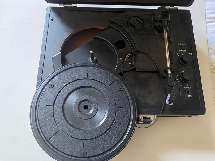 akai turntable 5 volts needs new belt