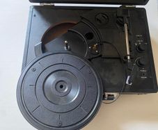 akai turntable 5 volts needs new belt