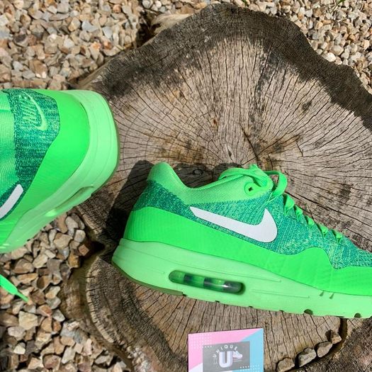Nike Air Max 1 Flyknit Premium Volt