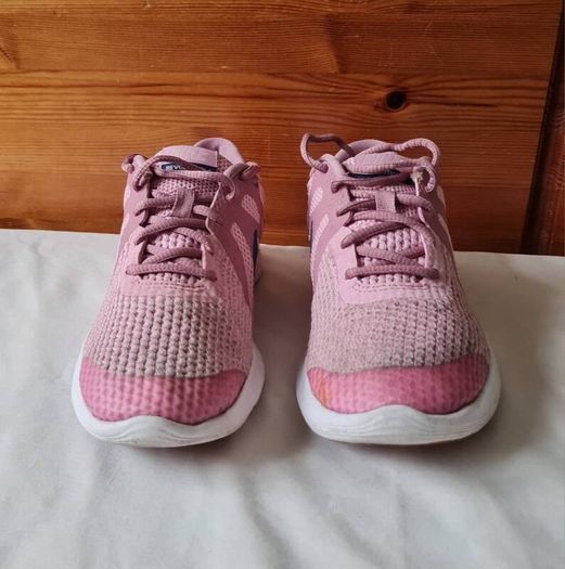 2019 nike revolution 4 pink Size 4.5 eu 37.5 in excellent condition
