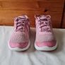 2019 nike revolution 4 pink Size 4.5 eu 37.5 in excellent condition Image 2