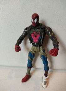 Spiderman Battle Damaged 1999 Toy Biz