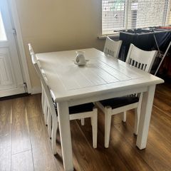 table and chairs