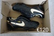 Football Boots Nike Tiempo R10 Black (2006) Size 7UK SG