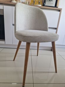 Dining chair