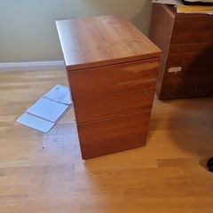Desk locker
