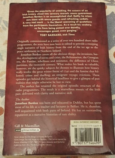 A History Of Ireland In 250 Episodes by Jonathon Bardon