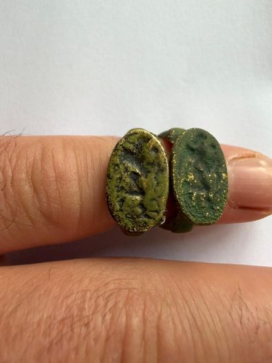 Rare Ancient Roman & Byzantine Bronze Collection - 2 Signet Rings & 2 Coins (4-Piece Lot)