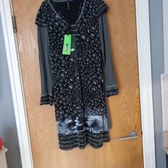 T- Studio Therapy (made In Italy) Designer  Dress.   S.14.   B.n.w.t.