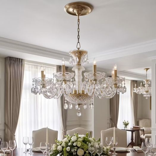 Nice chandelier with large bowls and cups and cristal drops.
