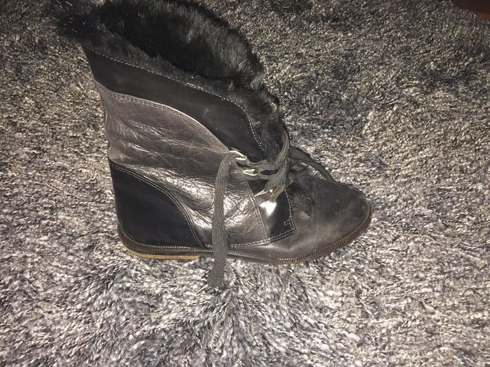 Black Leather & Fur Vintage Ankle Boots