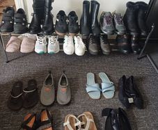 Collection on womans shoes/boots