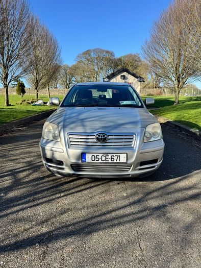 2005 Toyota Avensis