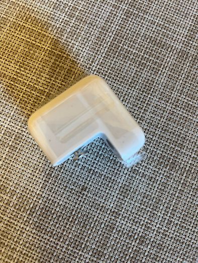 Apple power adapter
