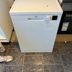 Dishwasher beko
