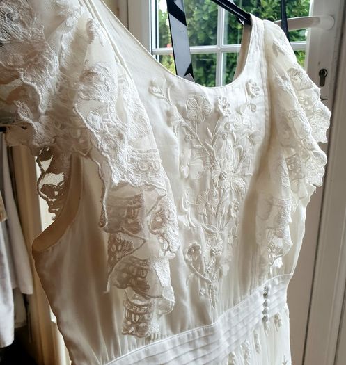 New with Tags M&S Beautiful Dress / Communion/ Flower Girl / Special Occassion Dress