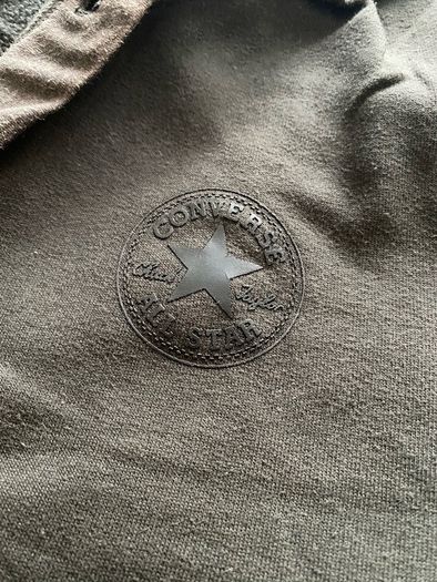 Converse hoodie size M
