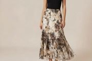 Natural fabric skirt