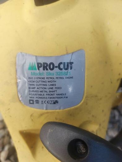 26cc pro cut 2 stroke strimmer